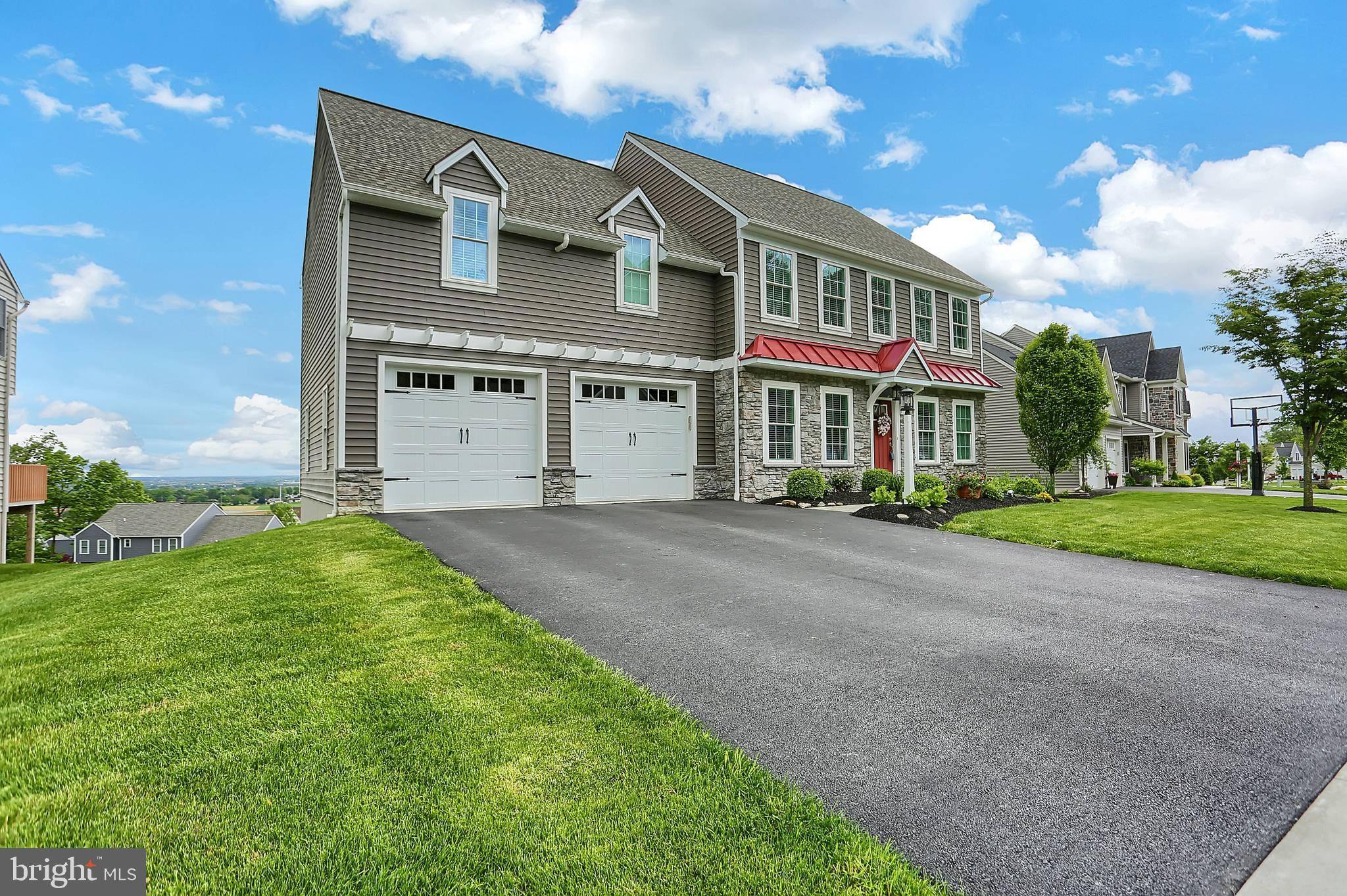 Lancaster, PA 17601,590 EAGLES VIEW