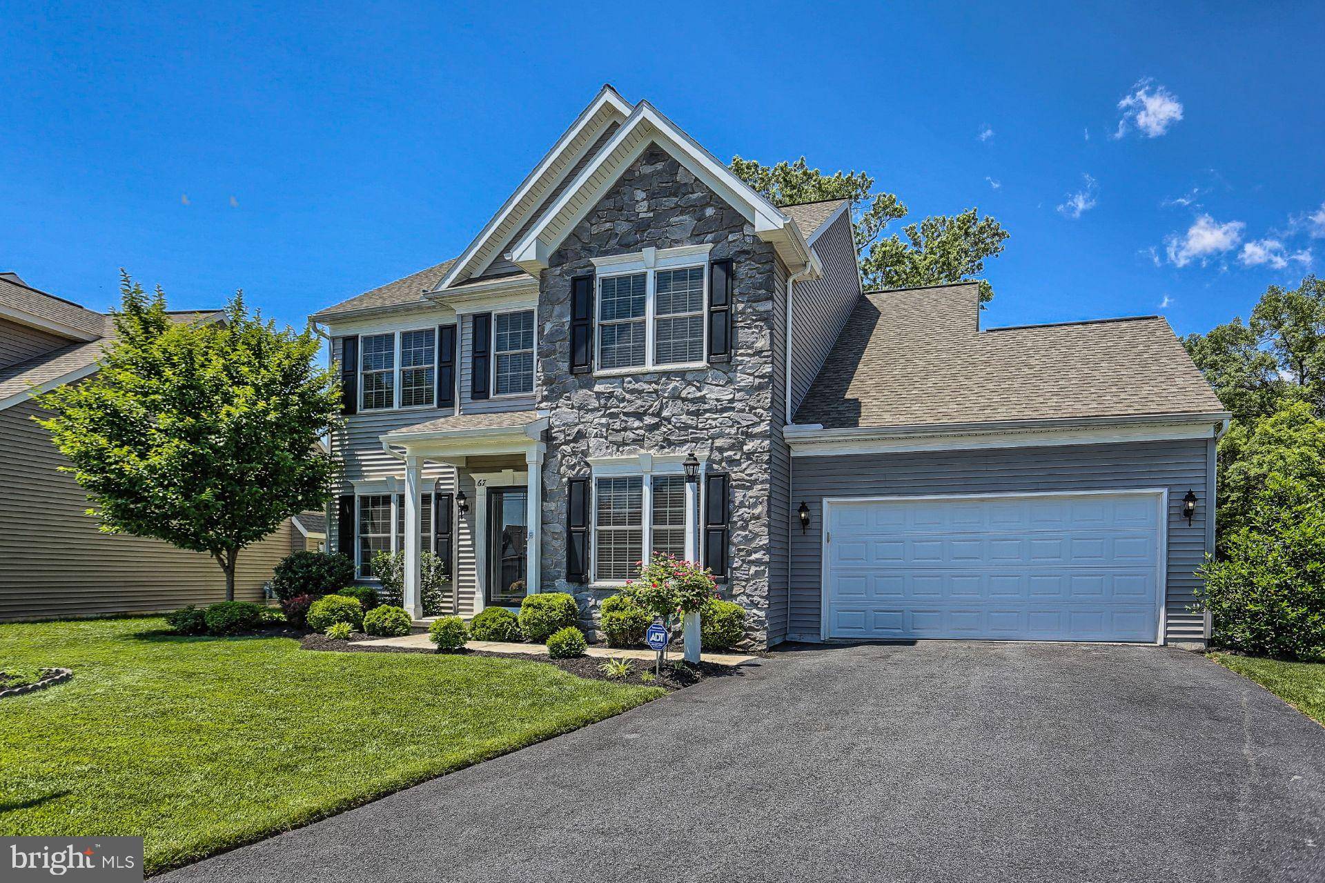 Mechanicsburg, PA 17050,67 HAMLET CIR