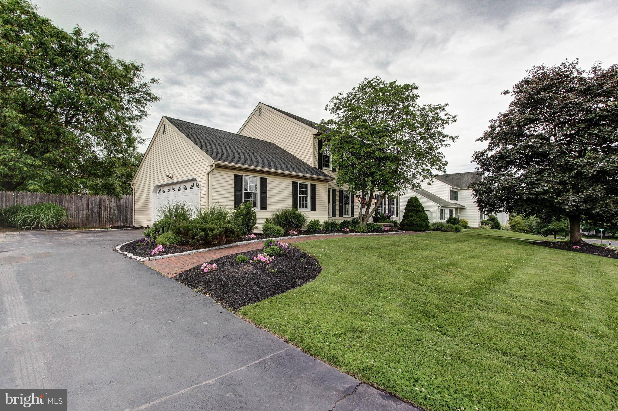 Royersford, PA 19468,12 SHANNON WAY