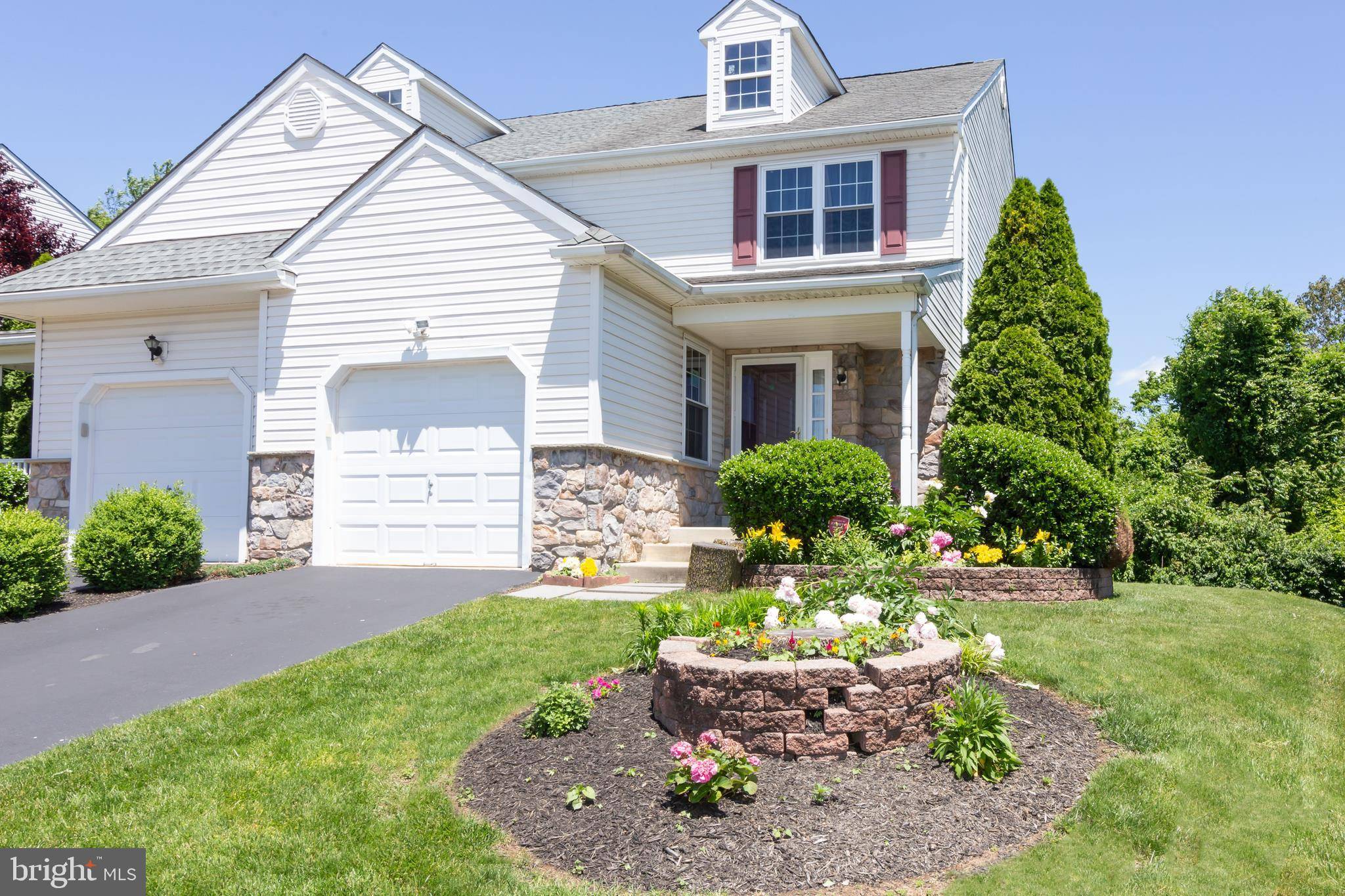 Aston, PA 19014,38 STEEPLECHASE CIR