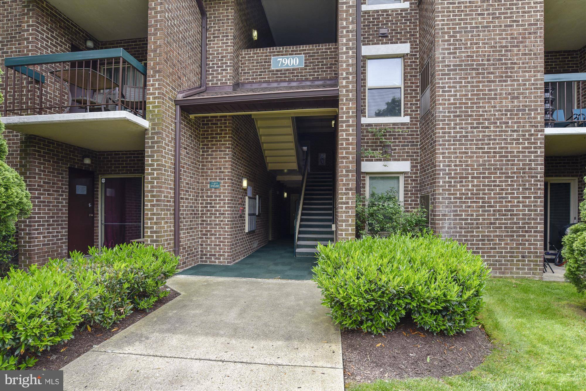 Gaithersburg, MD 20879,7900 BADENLOCH WAY #303