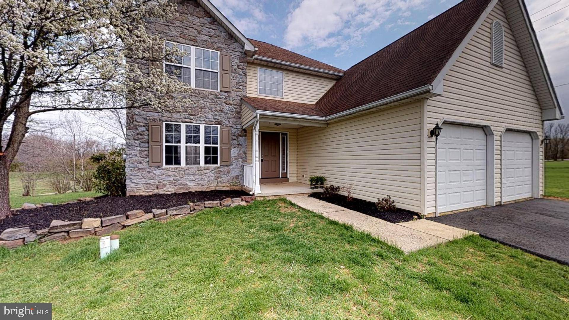 Quakertown, PA 18951,1042 KILE CIR