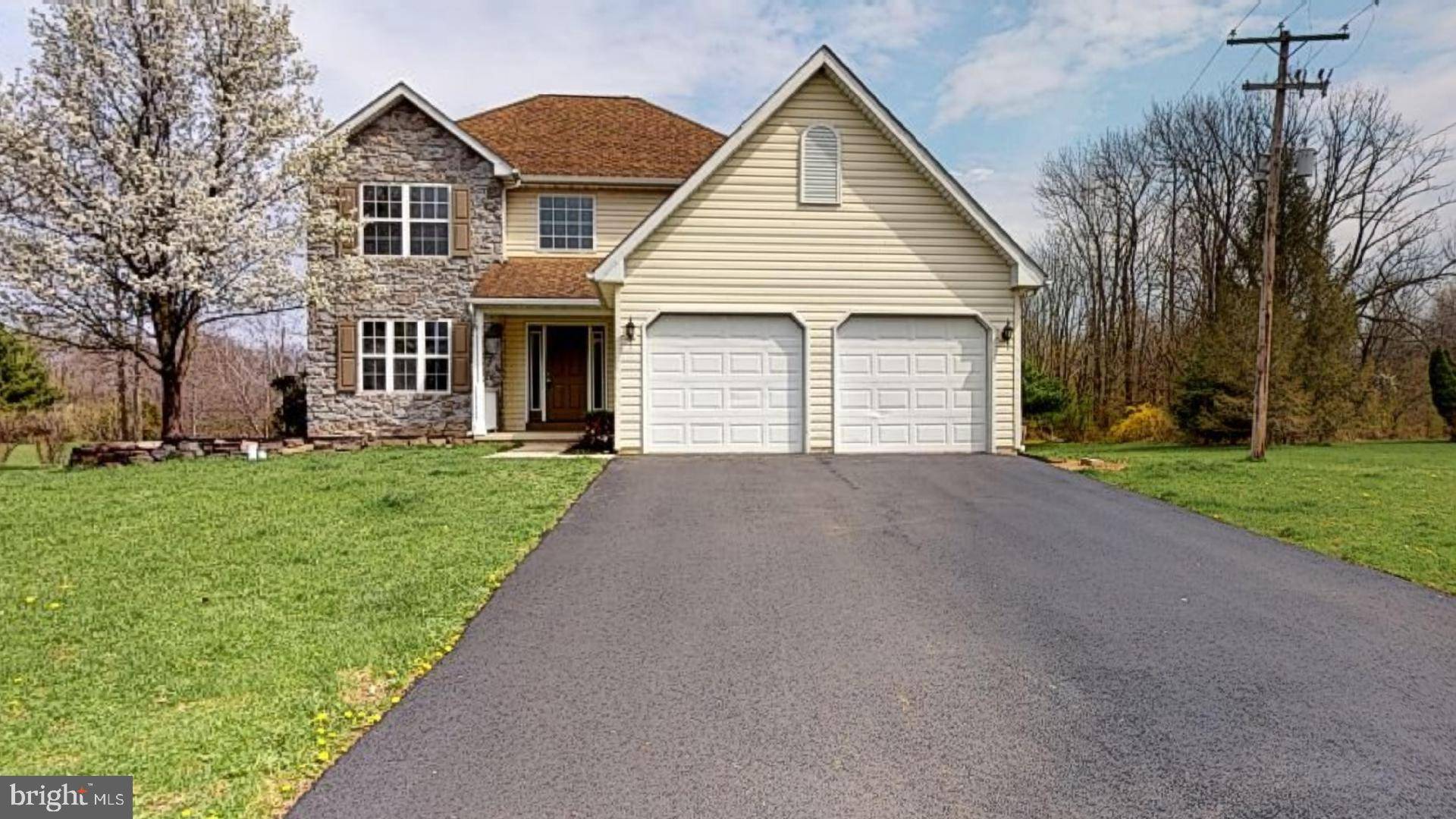 Quakertown, PA 18951,1042 KILE CIR