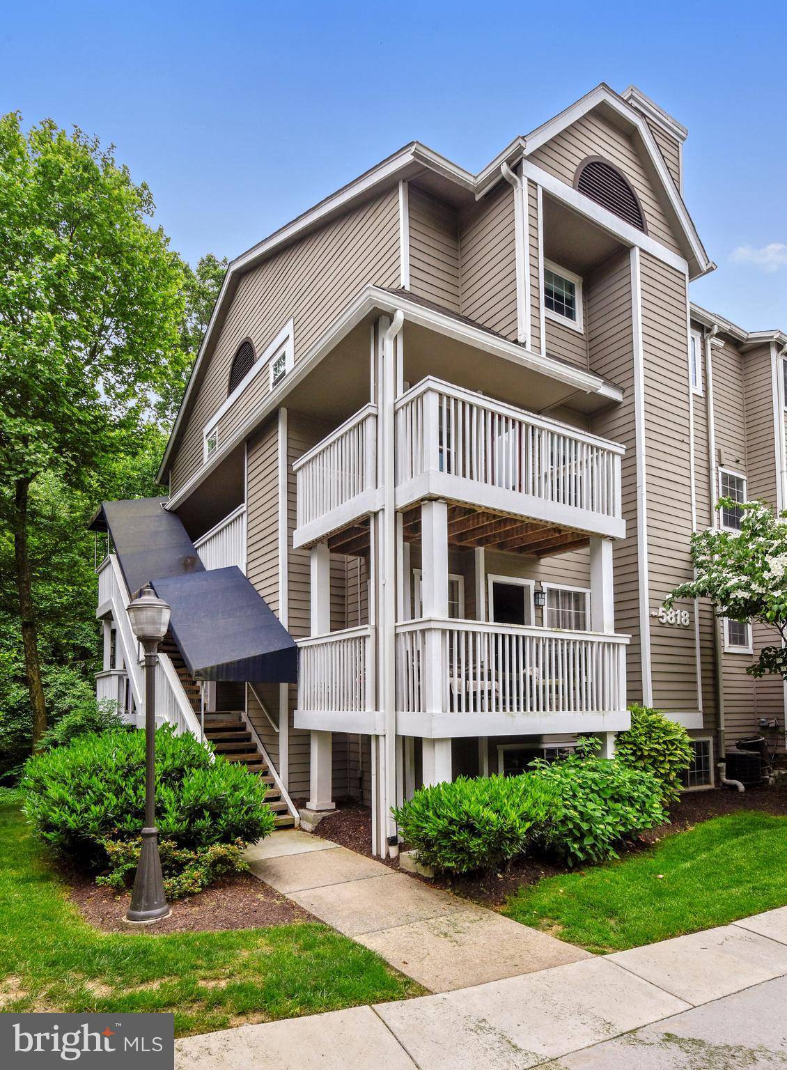 Rockville, MD 20852,5818 INMAN PARK CIR #200