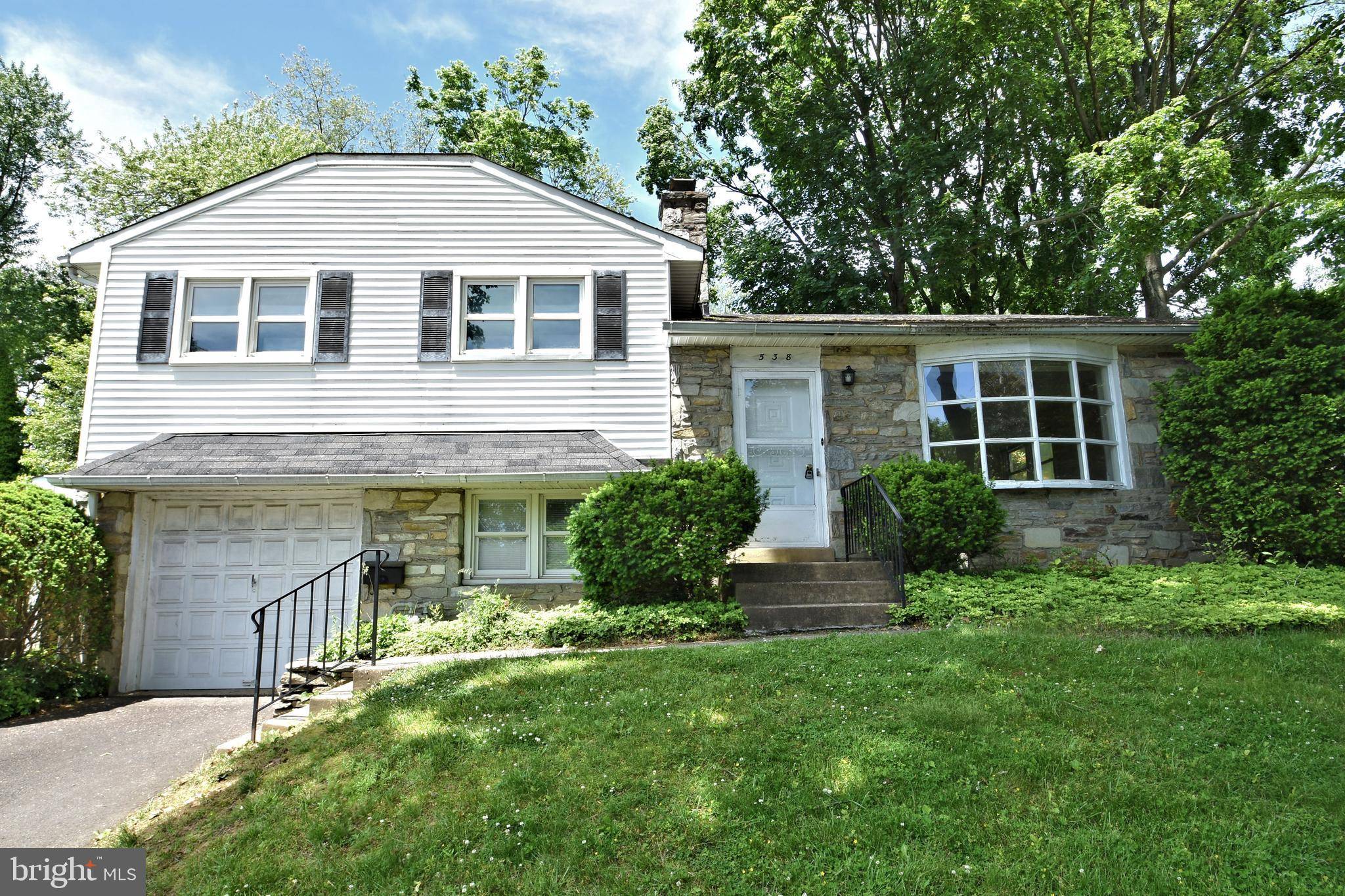 Jenkintown, PA 19046,538 PINETREE RD