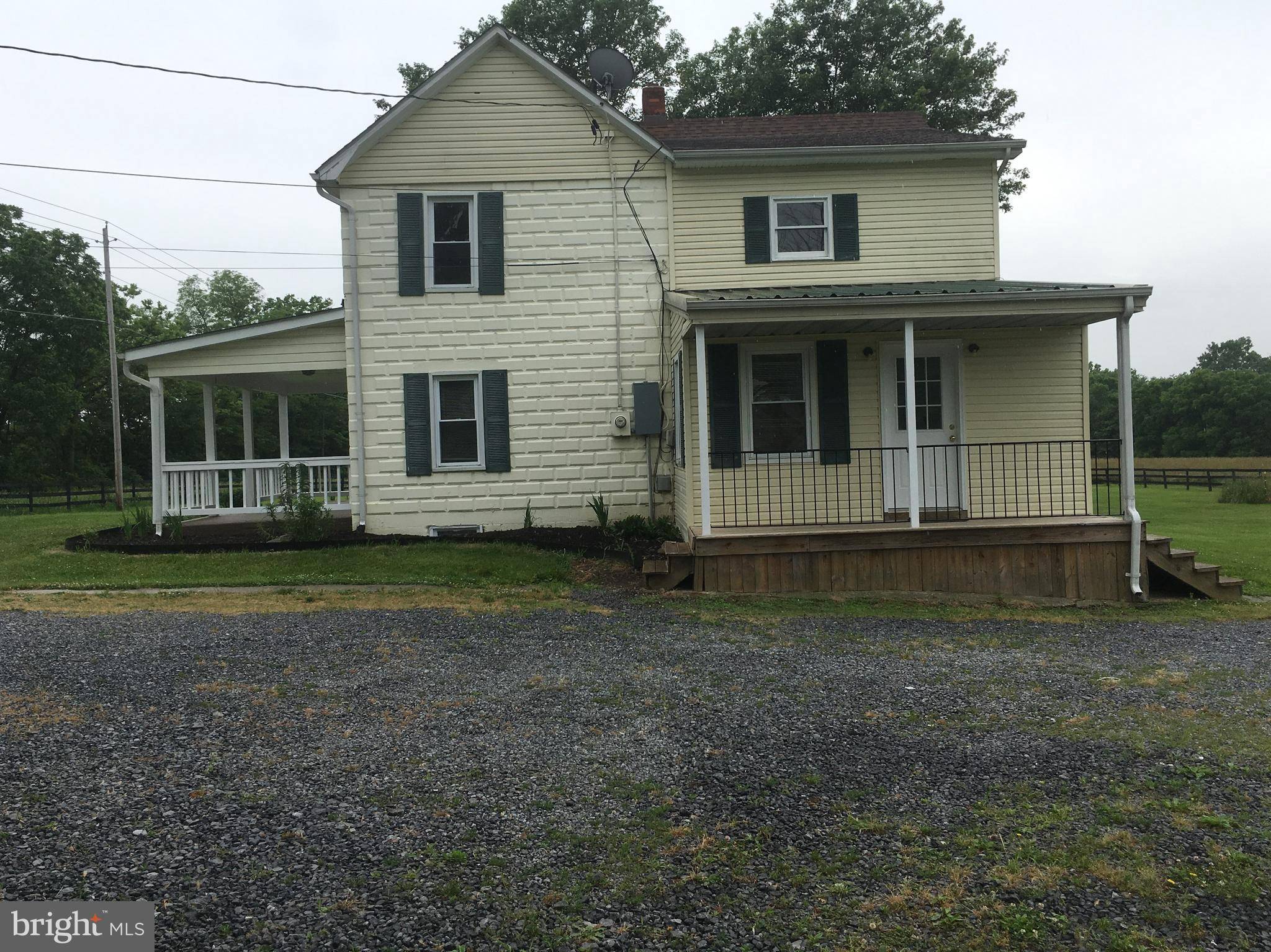 Kearneysville, WV 25430,8713 LEETOWN RD