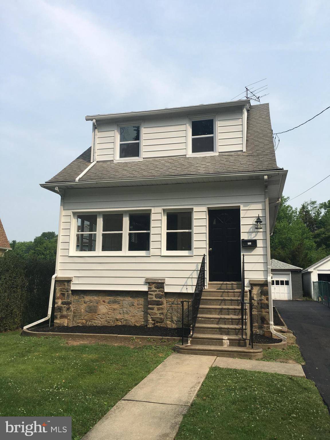 Aldan, PA 19018,123 W MAGNOLIA AVE