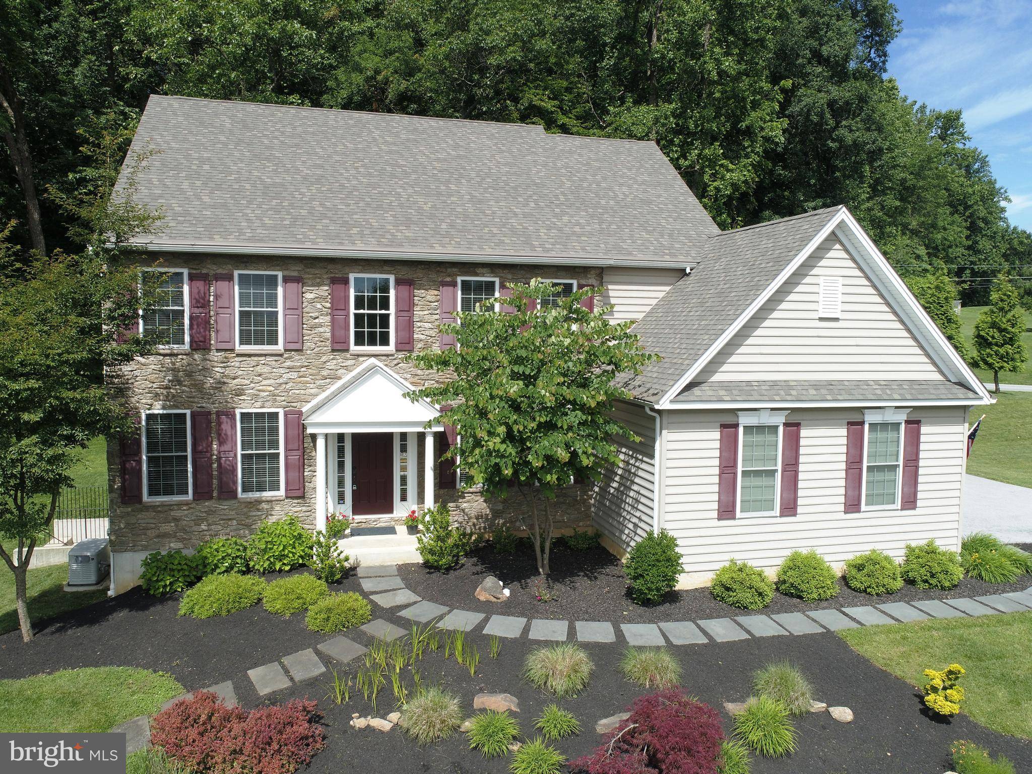 Glenmoore, PA 19343,700 DORIAN CT