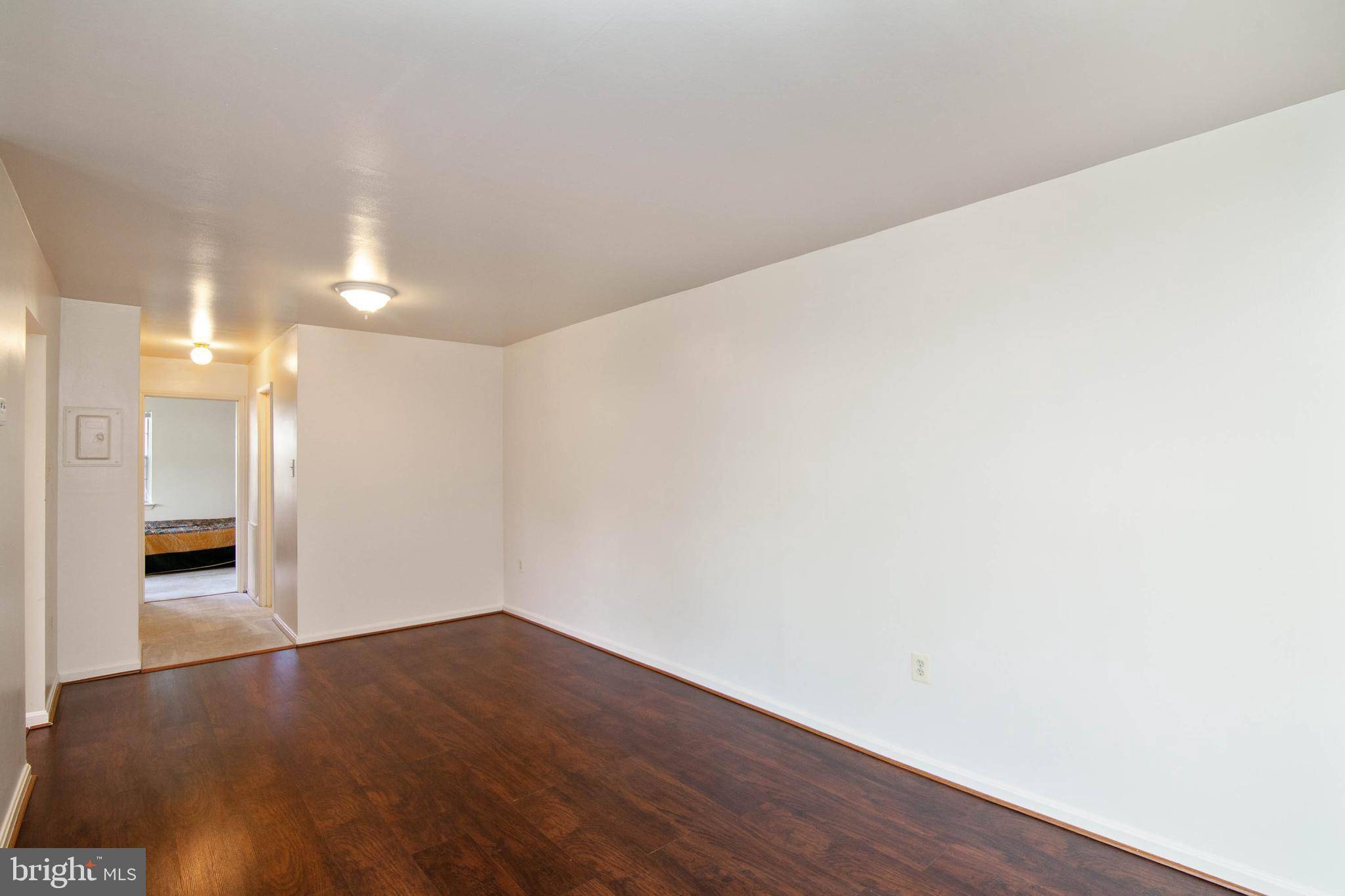 Alexandria, VA 22312,5929 QUANTRELL AVE #203