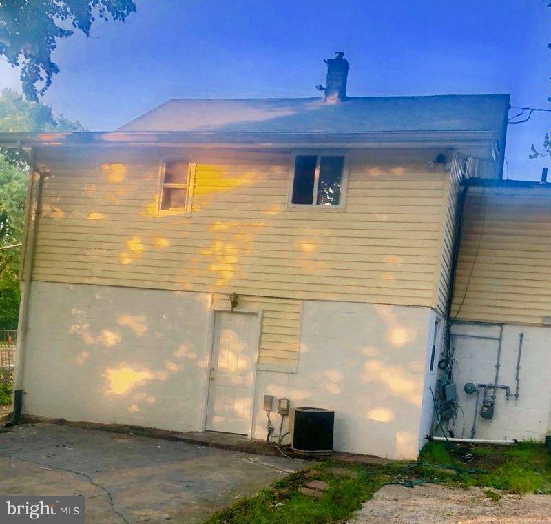 Capitol Heights, MD 20743,3805 DENT ST