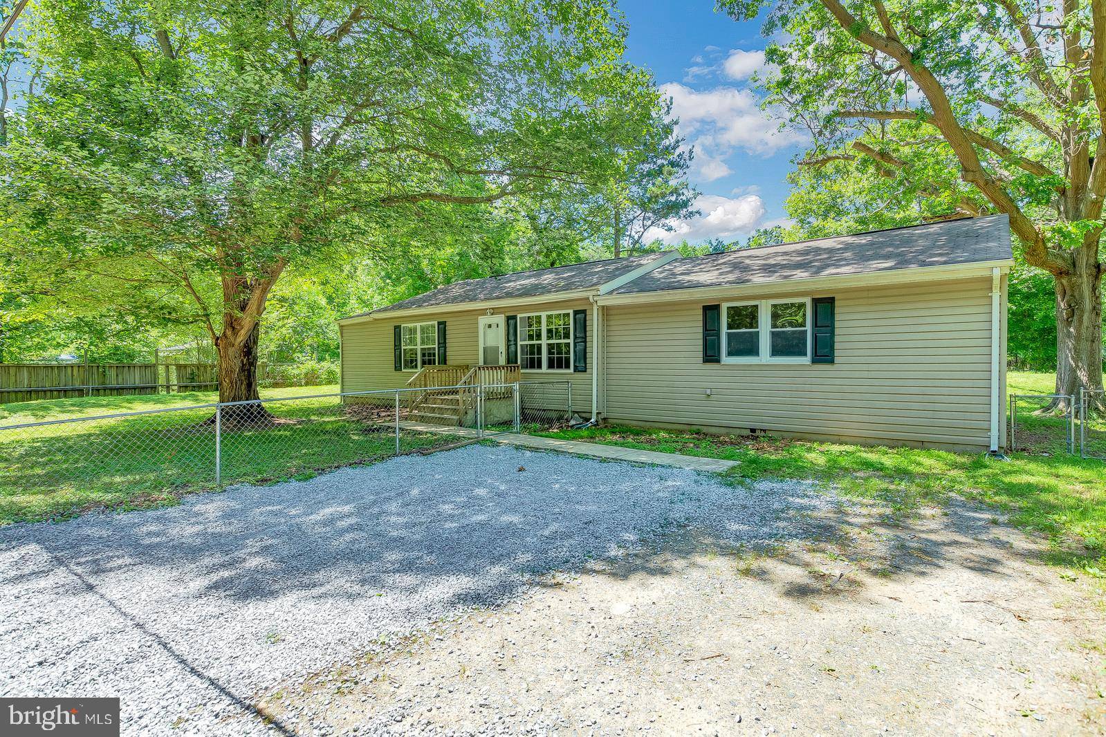 Bryans Road, MD 20616,6430 HOOVER LN