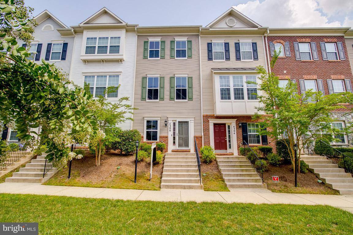 Triangle, VA 22172,4306 POTOMAC HIGHLANDS CIR #41