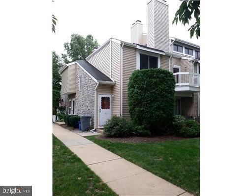 Parlin, NJ 08859,26 FARNHAM SQ #226