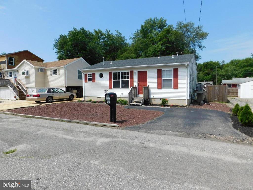 Bayville, NJ 08721,302 PARISEN AVE