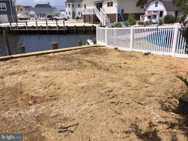 Manahawkin, NJ 08050,19 JEFFREY DR