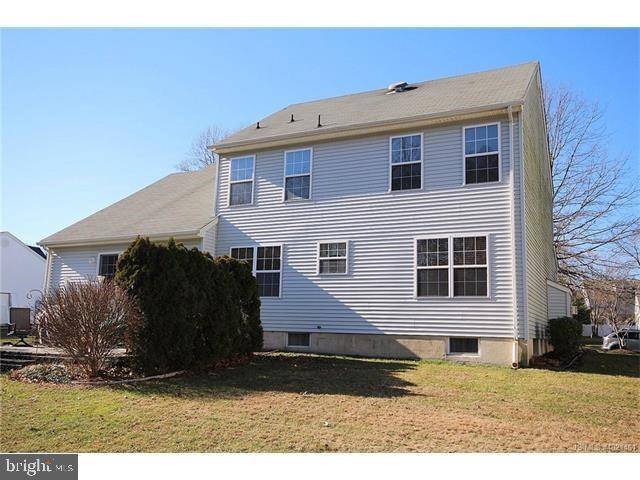 Lanoka Harbor, NJ 08734,17 JACQUELINE CT