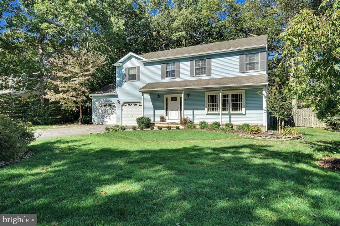 Lanoka Harbor, NJ 08734,127 FOXHOLLOW DR