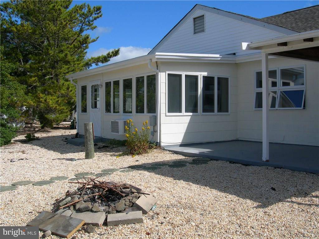 Tuckerton, NJ 08087,9 TILLER CT