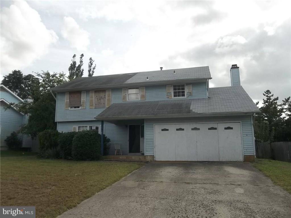 Tuckerton, NJ 08087,43 HOLLYBROOK DR