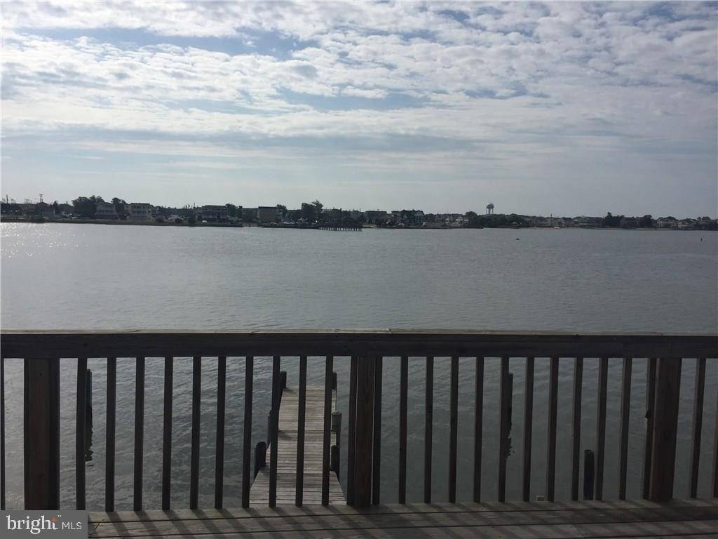 Manahawkin, NJ 08050,23 4TH ST