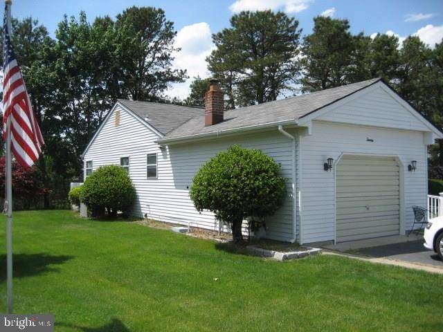 Toms River, NJ 08757,20 TAHOE CT