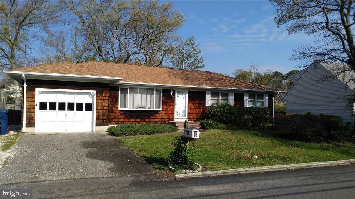 Beachwood, NJ 08722,708 MIZZEN AVE