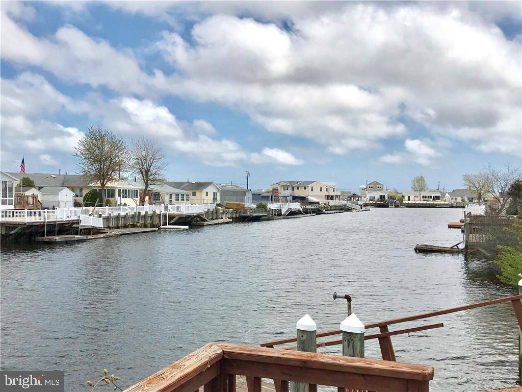 Tuckerton, NJ 08087,127 E SUSQUEHANNA DR