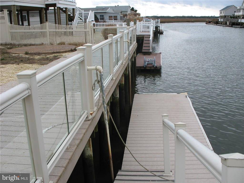 Tuckerton, NJ 08087,142 S CAPTAINS DR