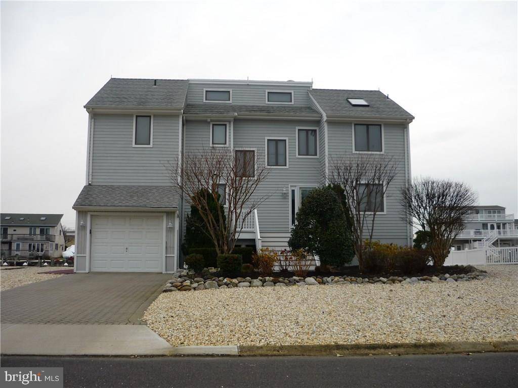 Long Beach Township, NJ 08008,22 MEADOW LN