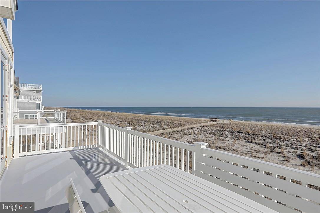 Long Beach Township, NJ 08008,5105 OCEAN BLVD