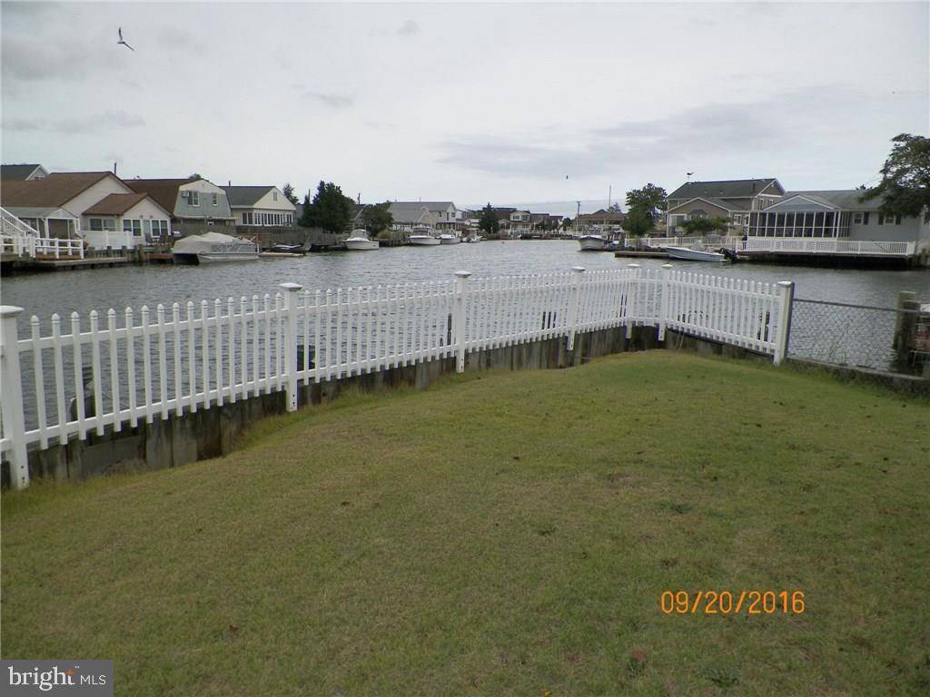 Tuckerton, NJ 08087,38 SHIP DR