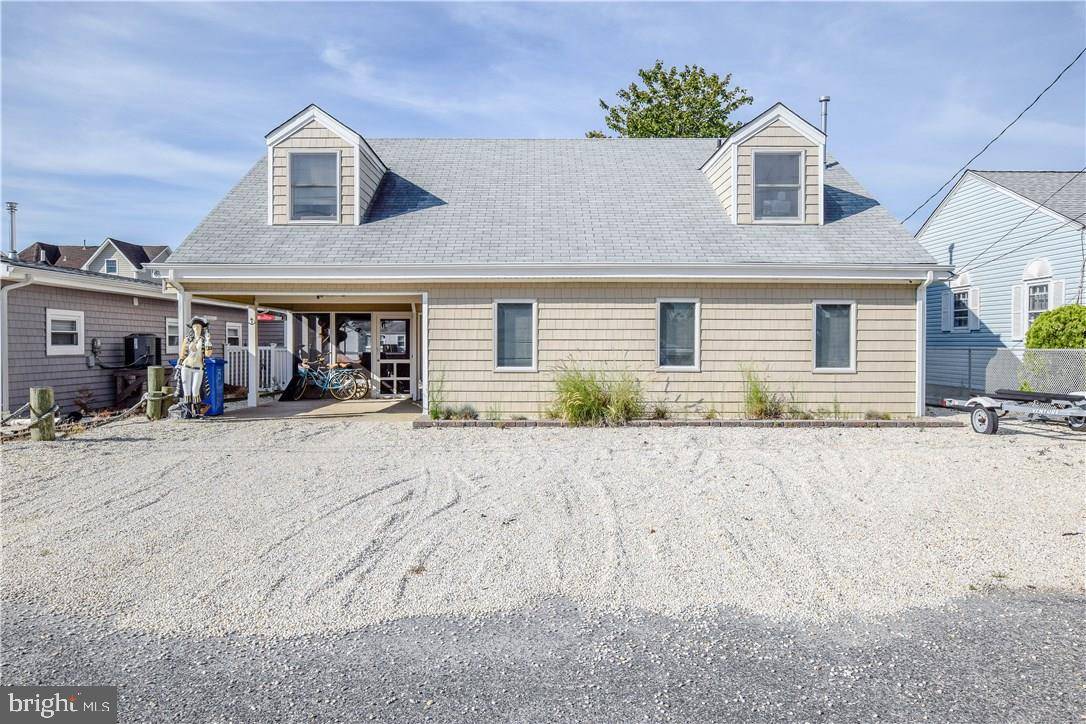 Manahawkin, NJ 08050,48 HAROLD LN