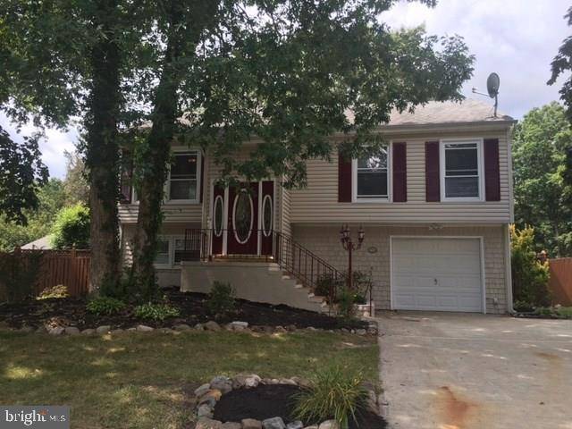 Barnegat, NJ 08005,2 SANDSTONE CT