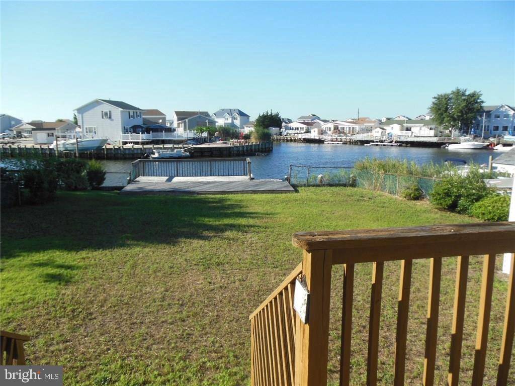 Tuckerton, NJ 08087,127 E NAVASINK DR