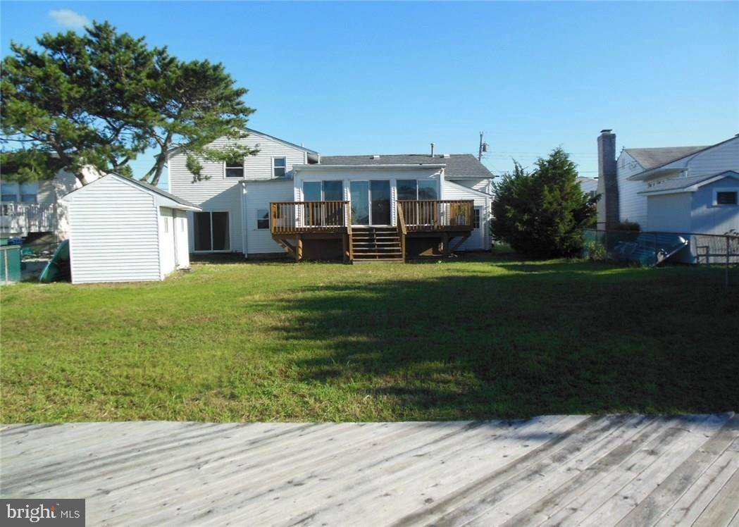 Tuckerton, NJ 08087,127 E NAVASINK DR