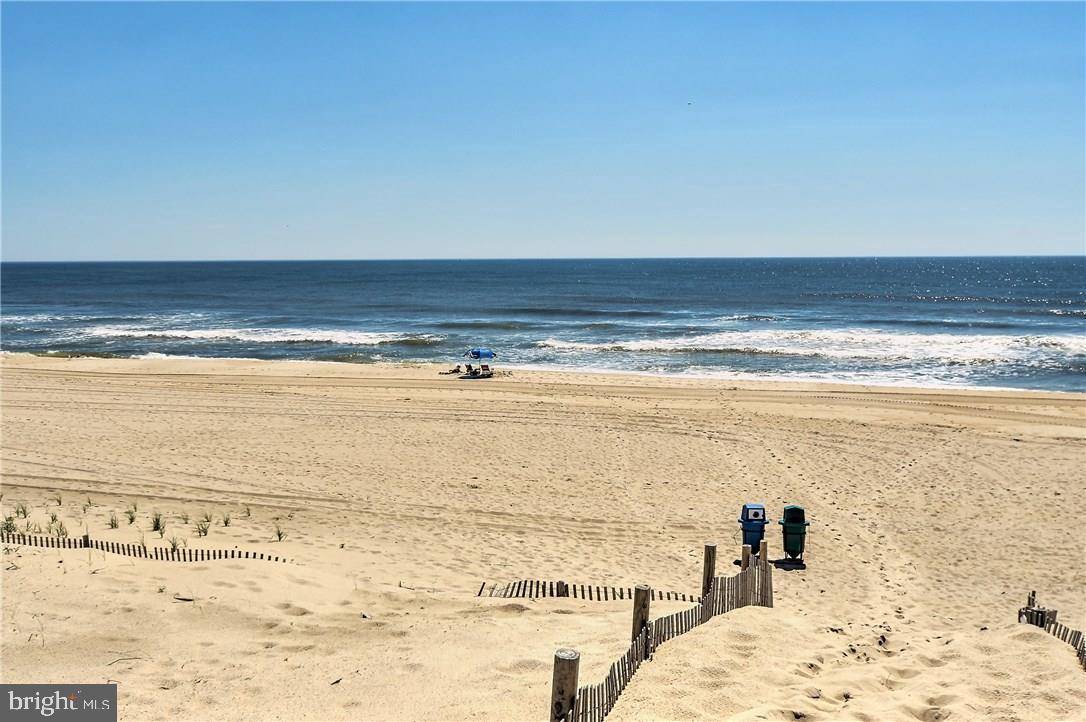 Long Beach Township, NJ 08008,2 E SEASHELL LN