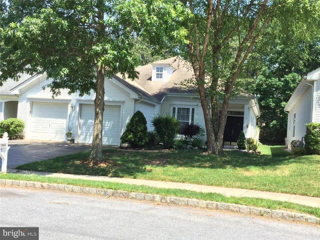 Lakewood, NJ 08701,5 SUMMERWINDS DR