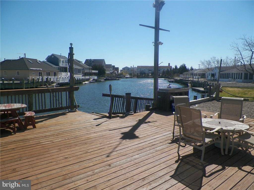 Tuckerton, NJ 08087,16 STAYSAIL DR