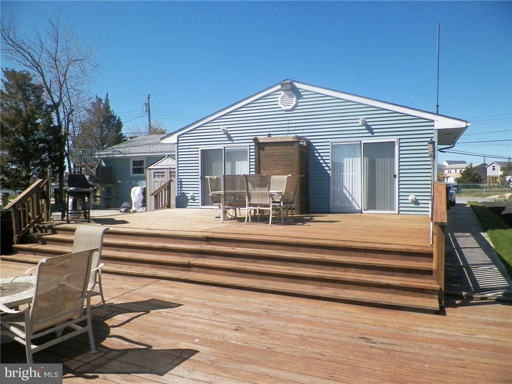 Tuckerton, NJ 08087,16 STAYSAIL DR