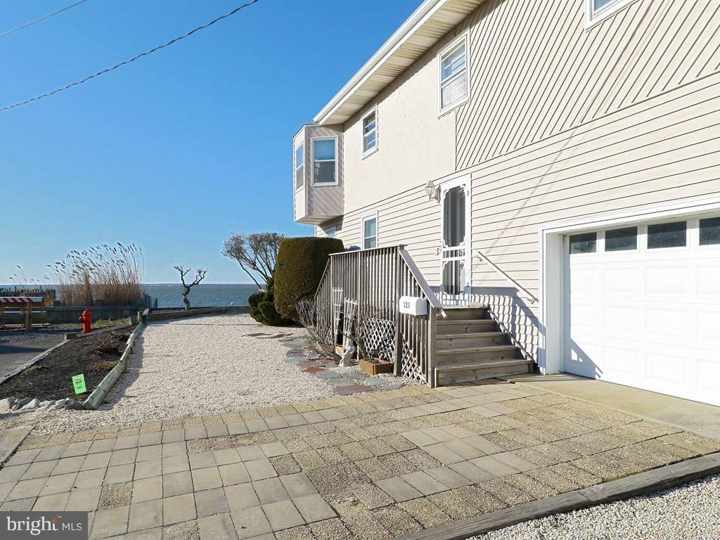 Long Beach Township, NJ 08008,123 W KIRKLAND AVE