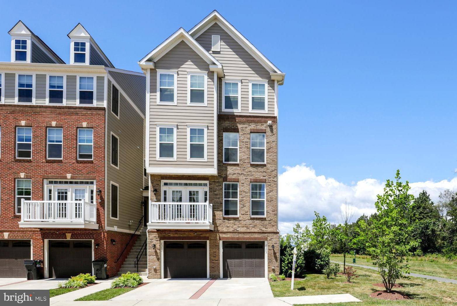 Chantilly, VA 20152,25203 BRIARGATE TER