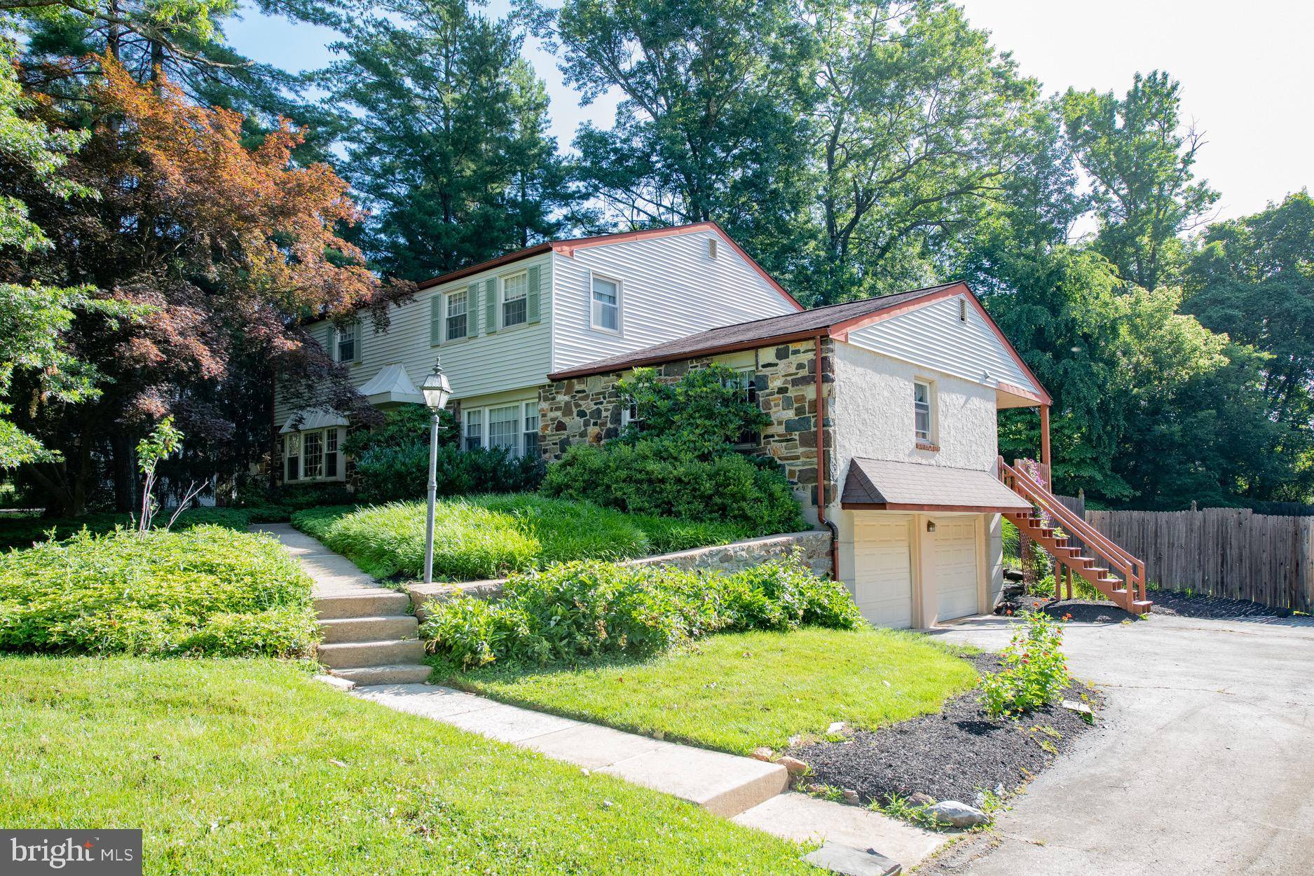 Lafayette Hill, PA 19444,13 SCARLET OAK DR