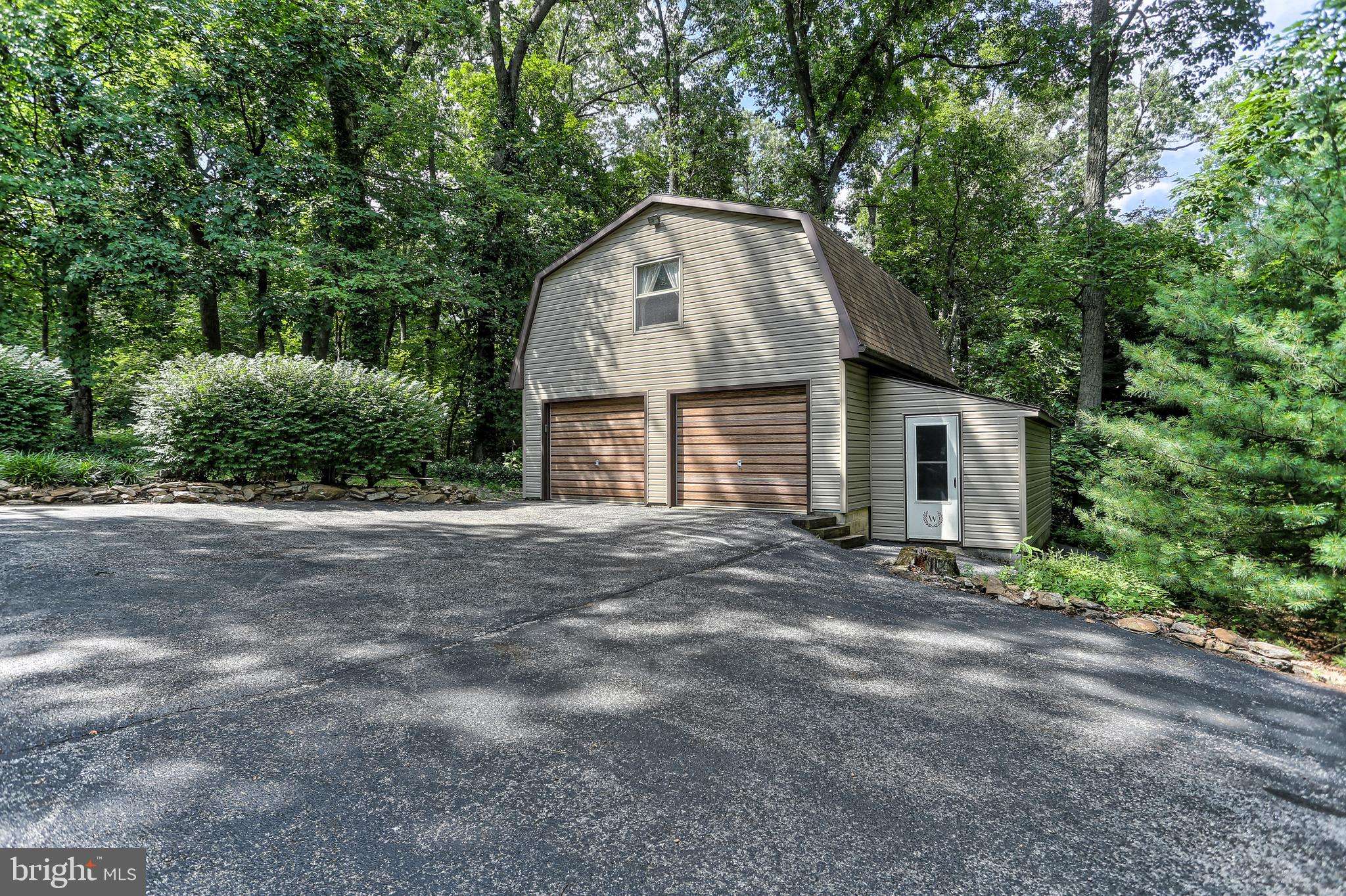 Seven Valleys, PA 17360,4067 WOODCLIFF CIR