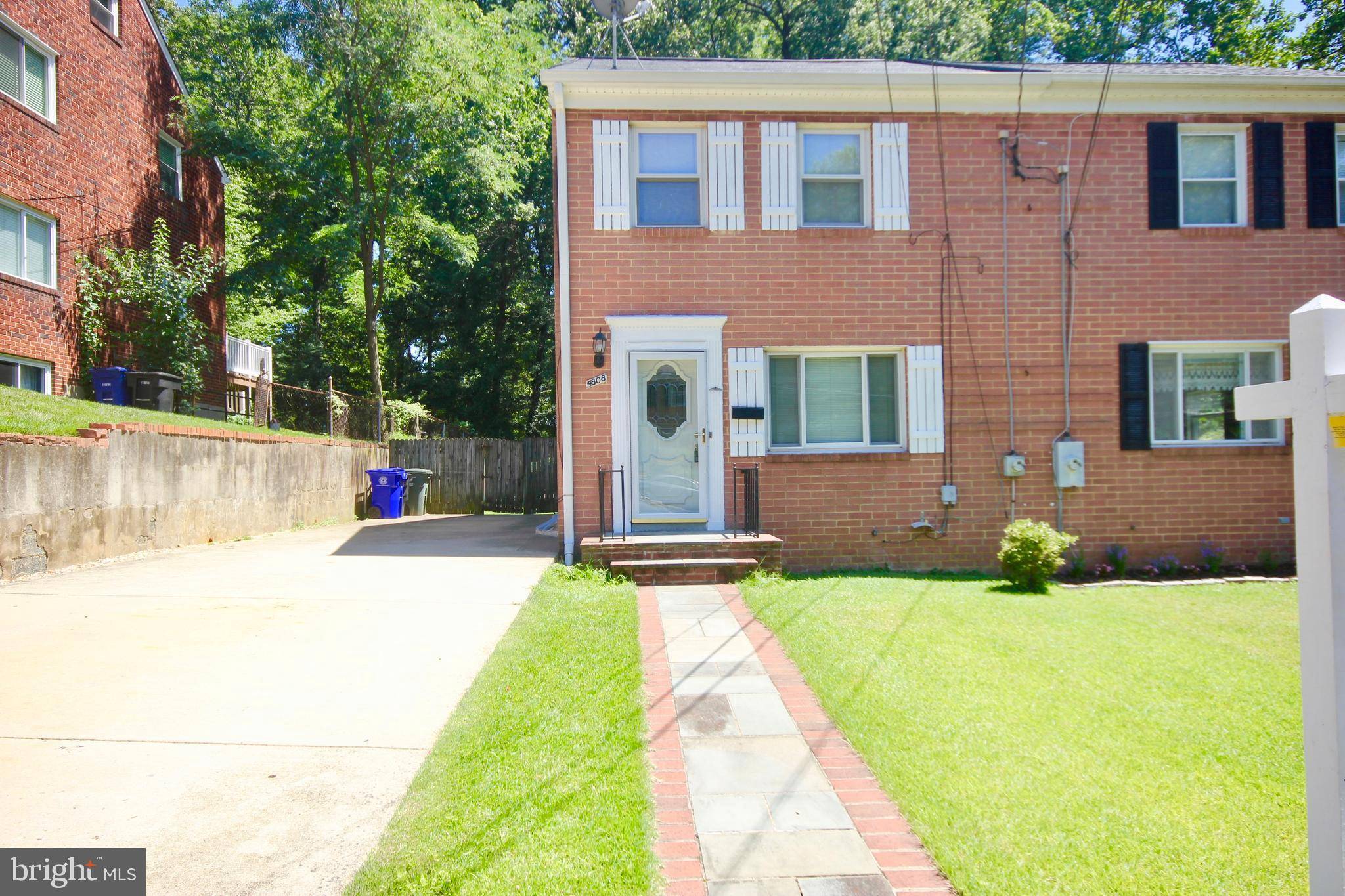 Arlington, VA 22207,4808 20TH PL N