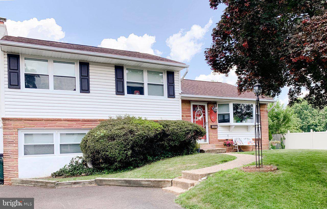 Feasterville Trevose, PA 19053,42 REVERE ST