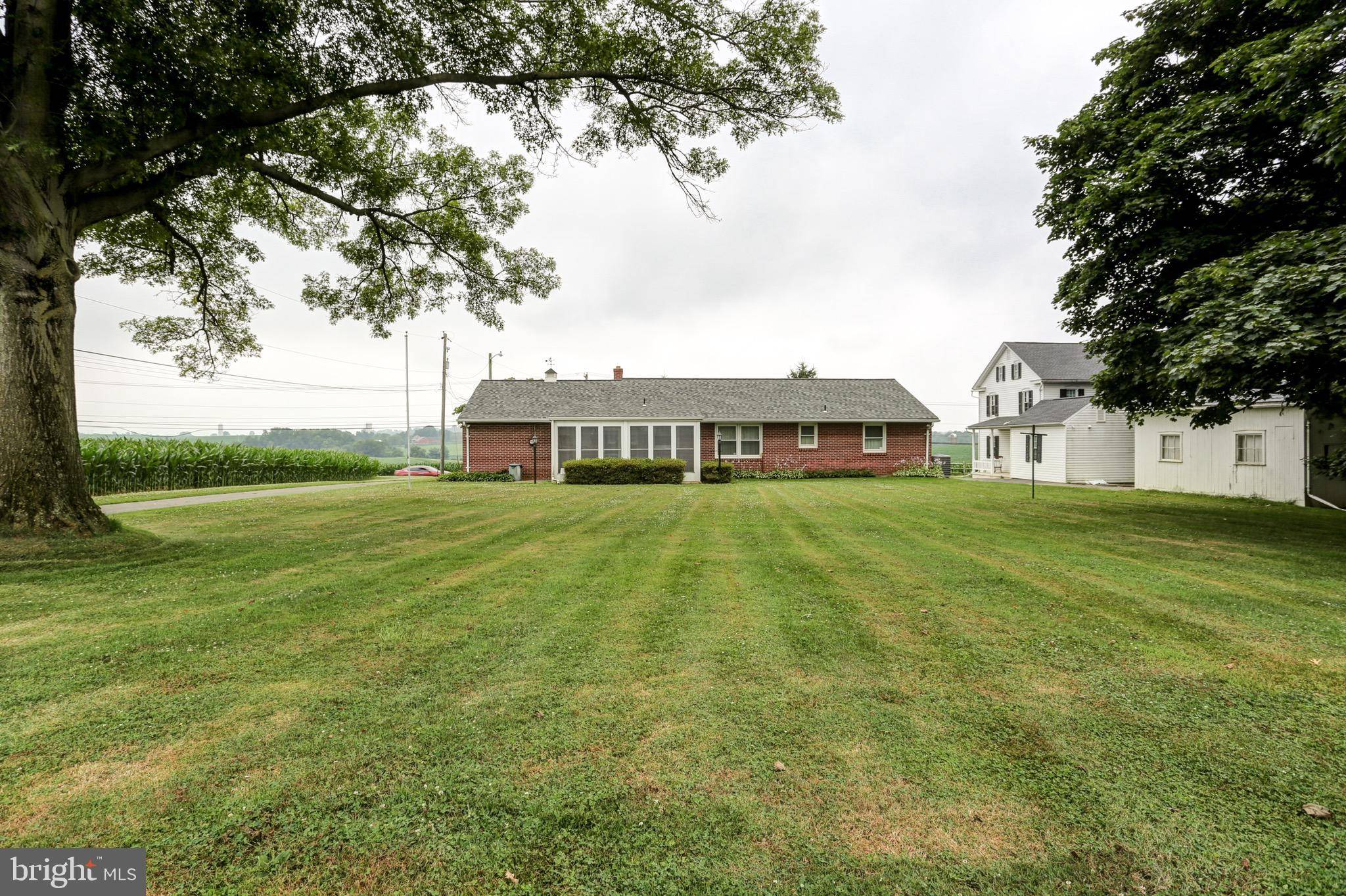 Lancaster, PA 17603,456 LONG LN