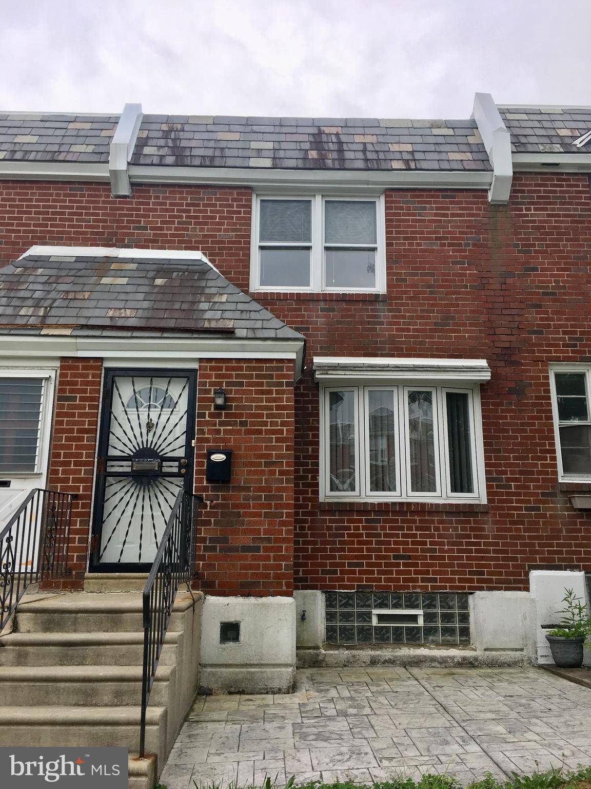 Philadelphia, PA 19120,126 E COLONIAL ST