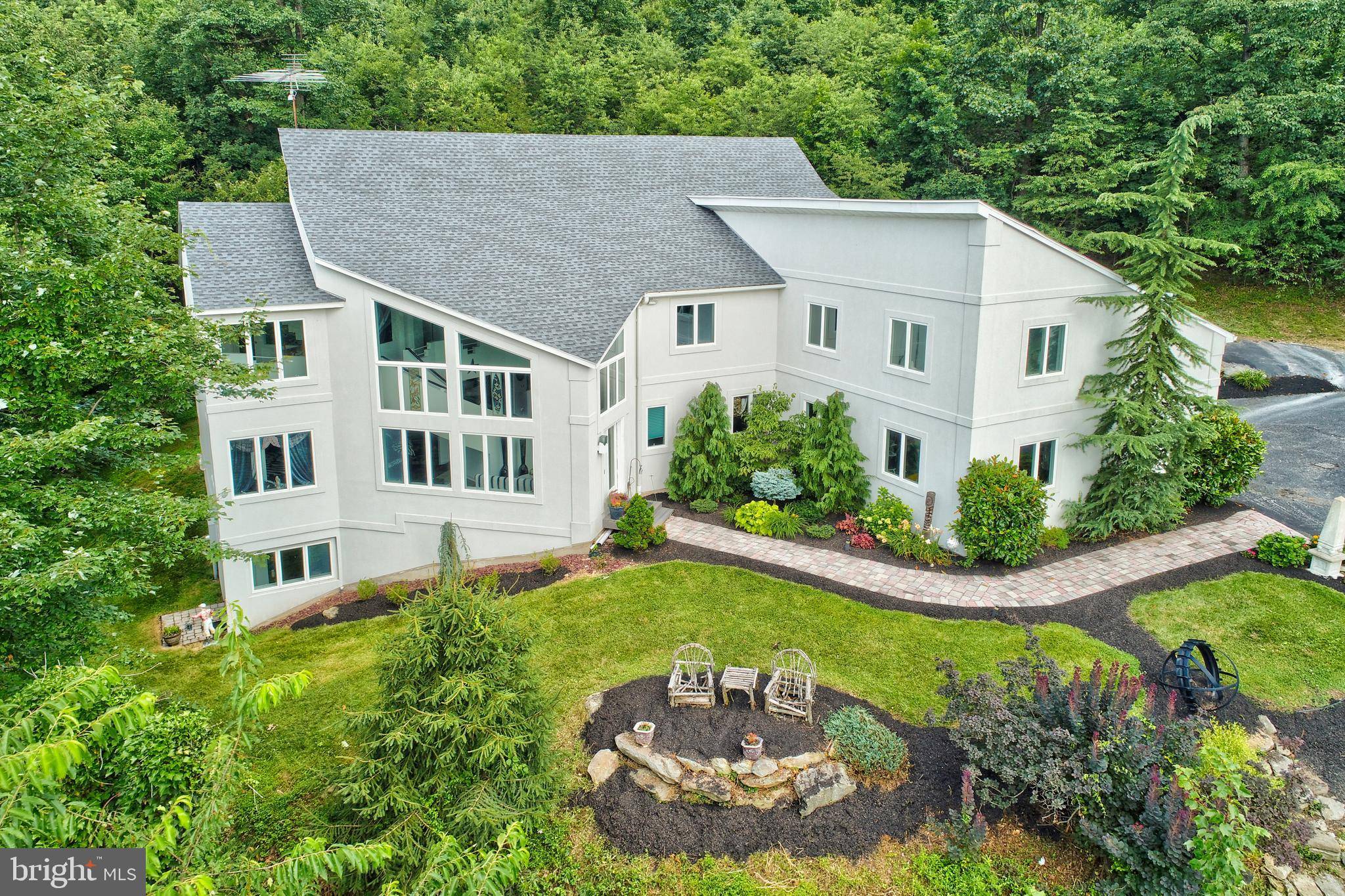 Hellam, PA 17406,425 SCOUT RIDGE LN