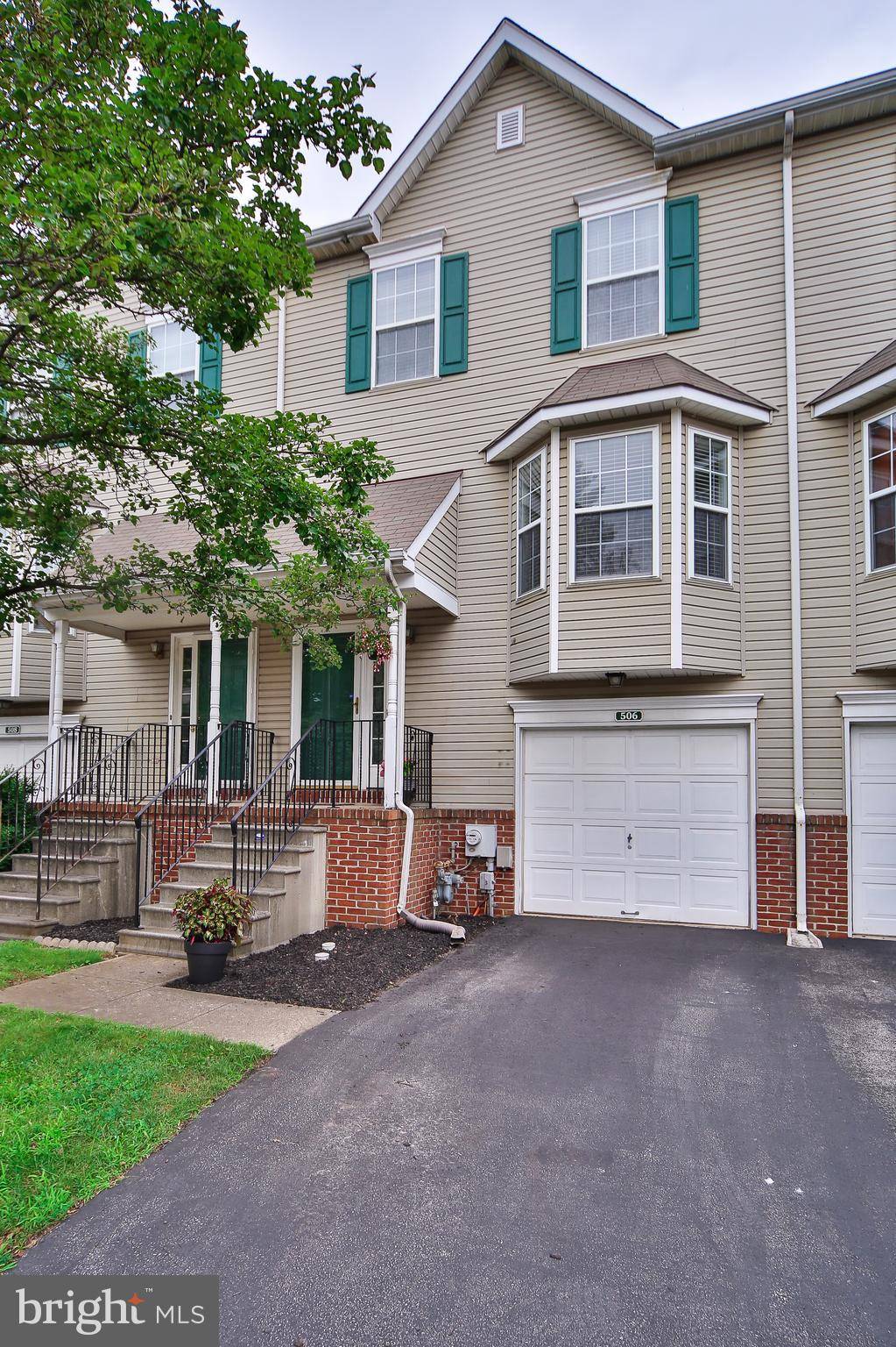 King Of Prussia, PA 19406,506 STURBRIDGE CT