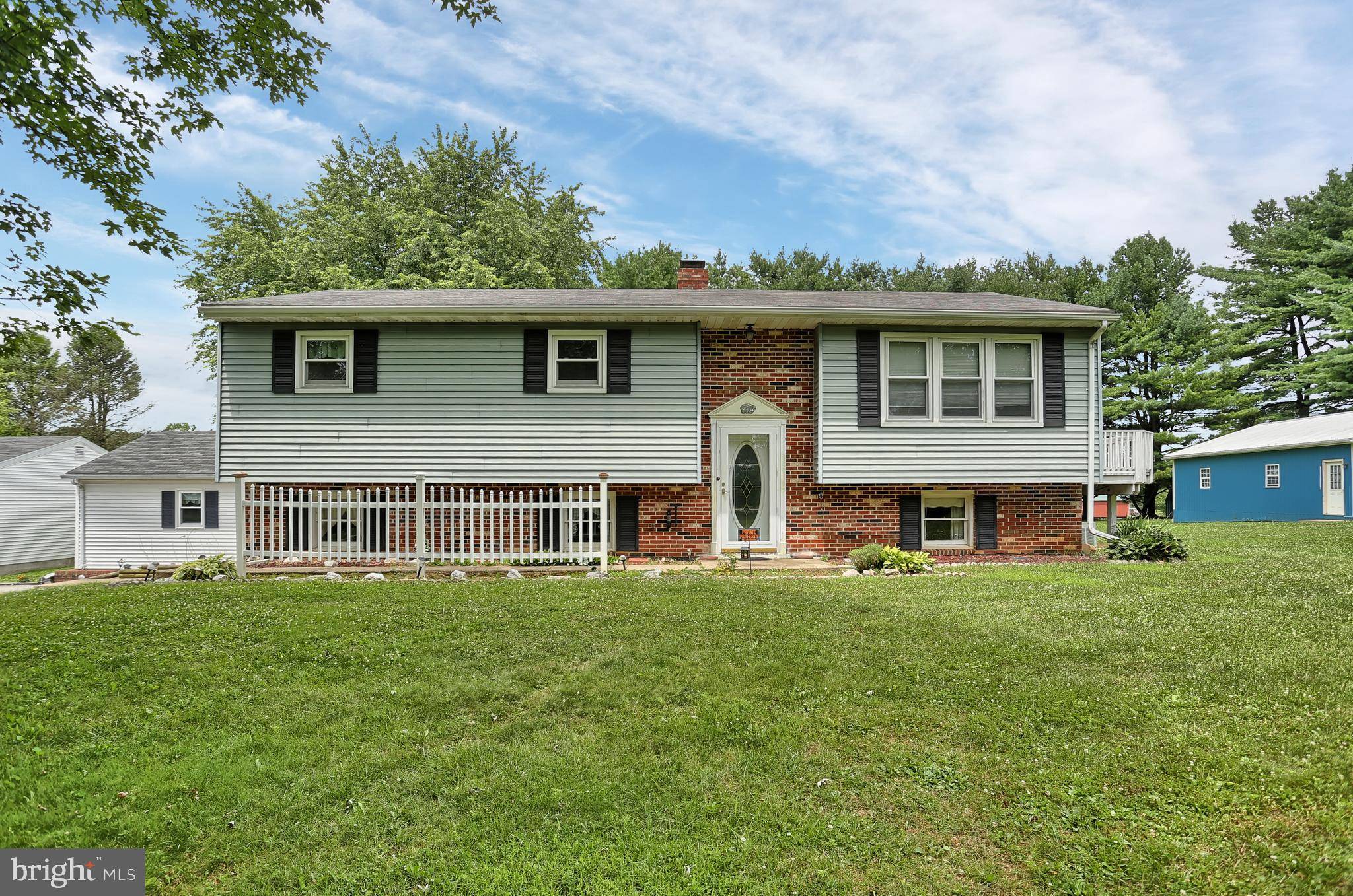 Glen Rock, PA 17327,4157 HUFFMANVILLE RD